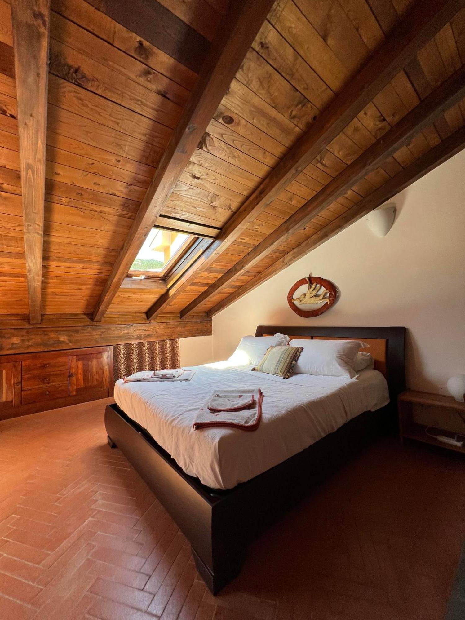 Casa Boru - A Beautiful Fully Restored Spacious House With Fantastic Views Calice al Cornoviglio Kültér fotó