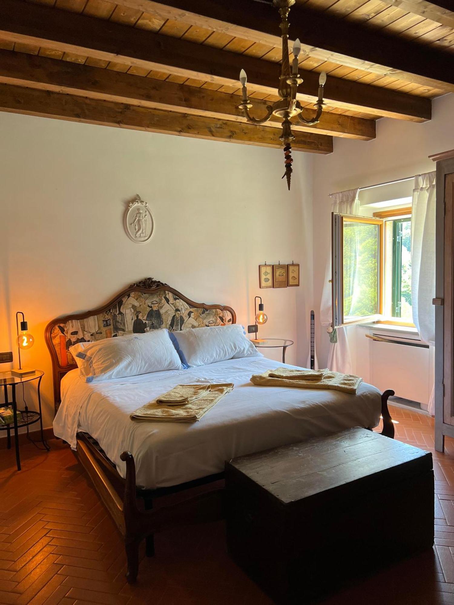 Casa Boru - A Beautiful Fully Restored Spacious House With Fantastic Views Calice al Cornoviglio Kültér fotó