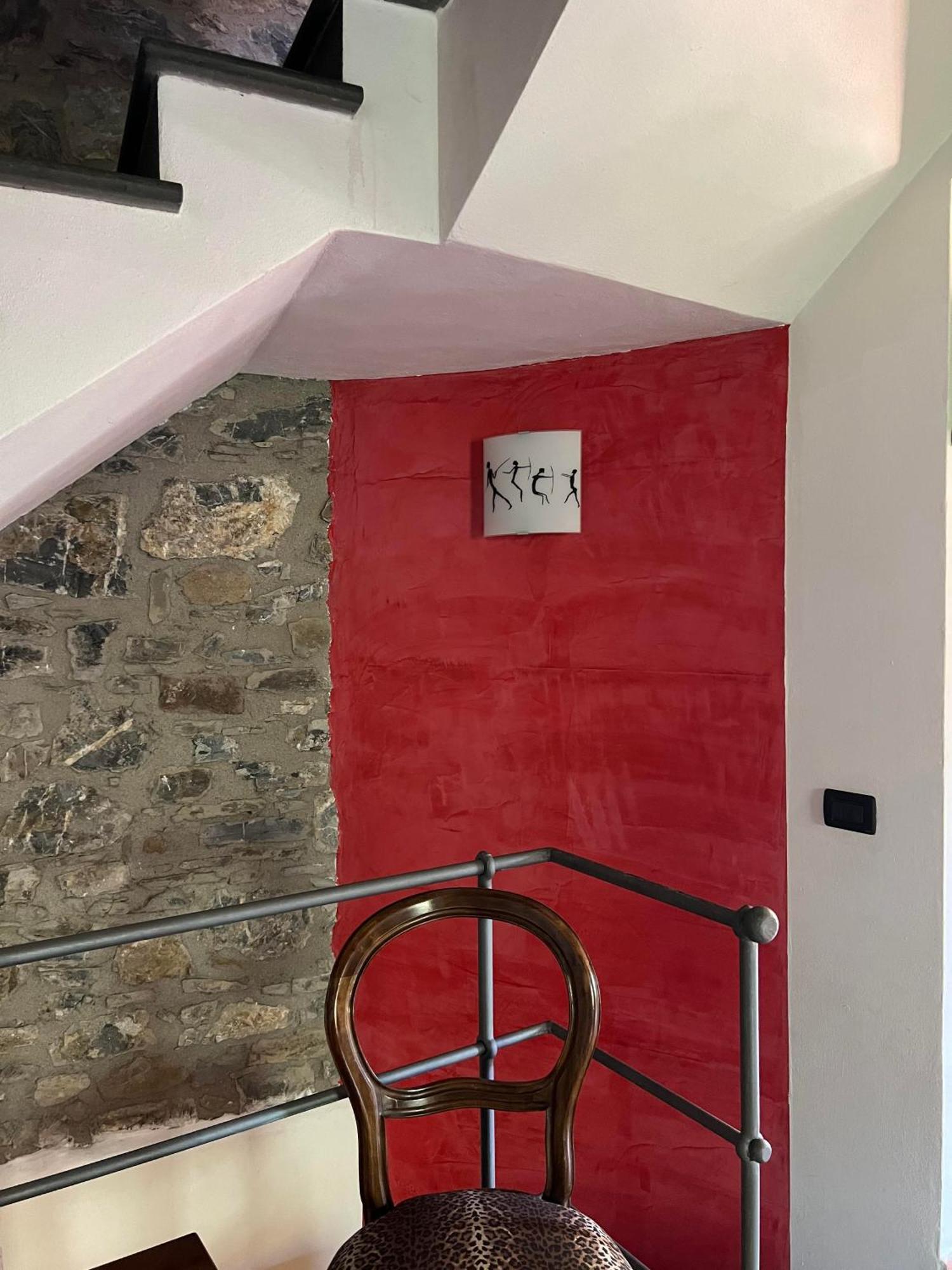 Casa Boru - A Beautiful Fully Restored Spacious House With Fantastic Views Calice al Cornoviglio Kültér fotó